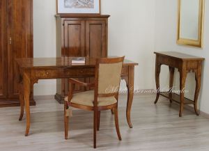 Classic style solid wood desk with inlaid top and 3 drawers